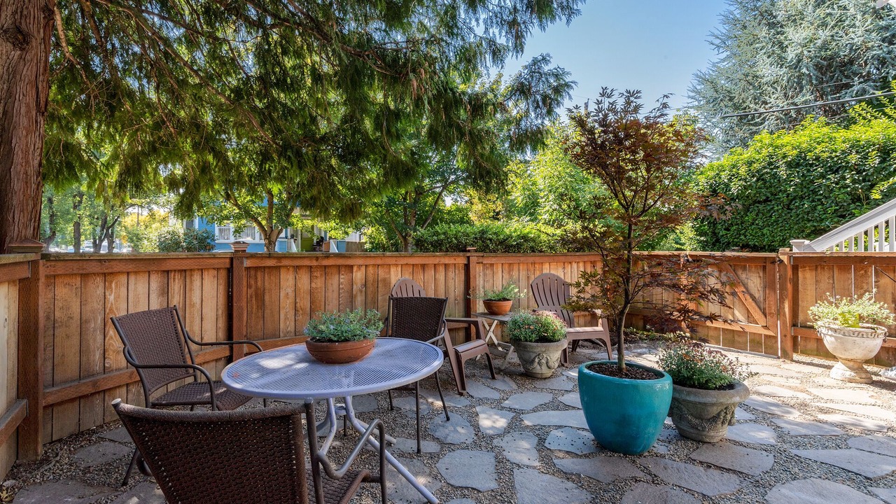 Photo of Outdoor in Sunnyside