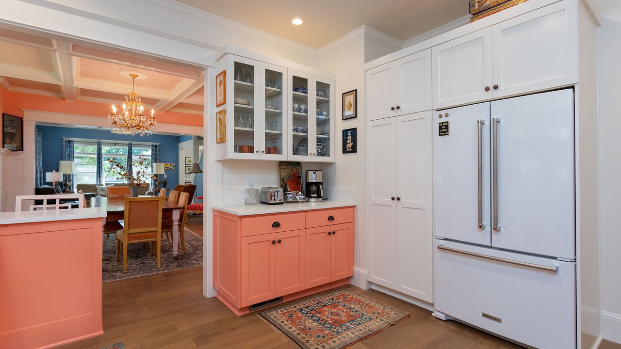 Photo of Others in Sunnyside