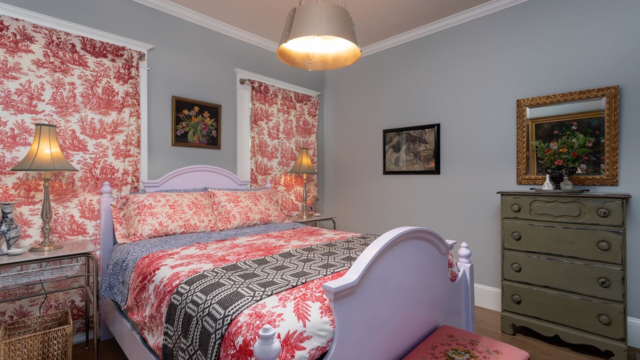 Photo of Bedroom in Sunnyside