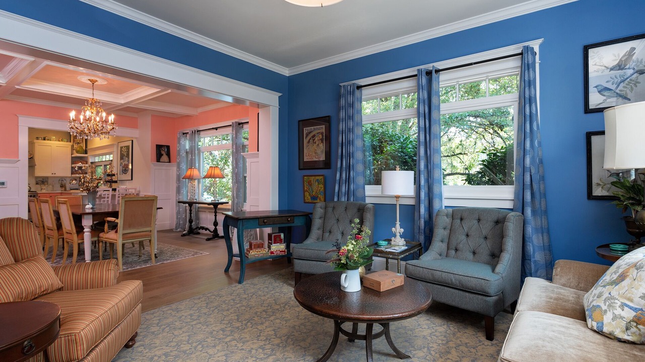 Photo of Livingroom in Sunnyside