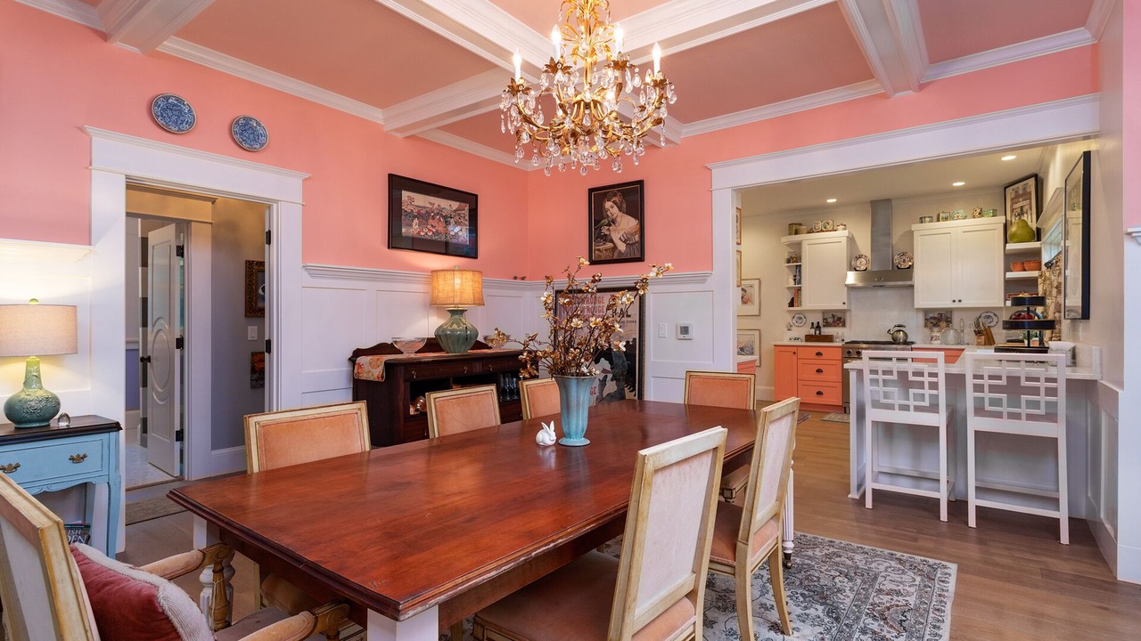 Photo of Others in Sunnyside