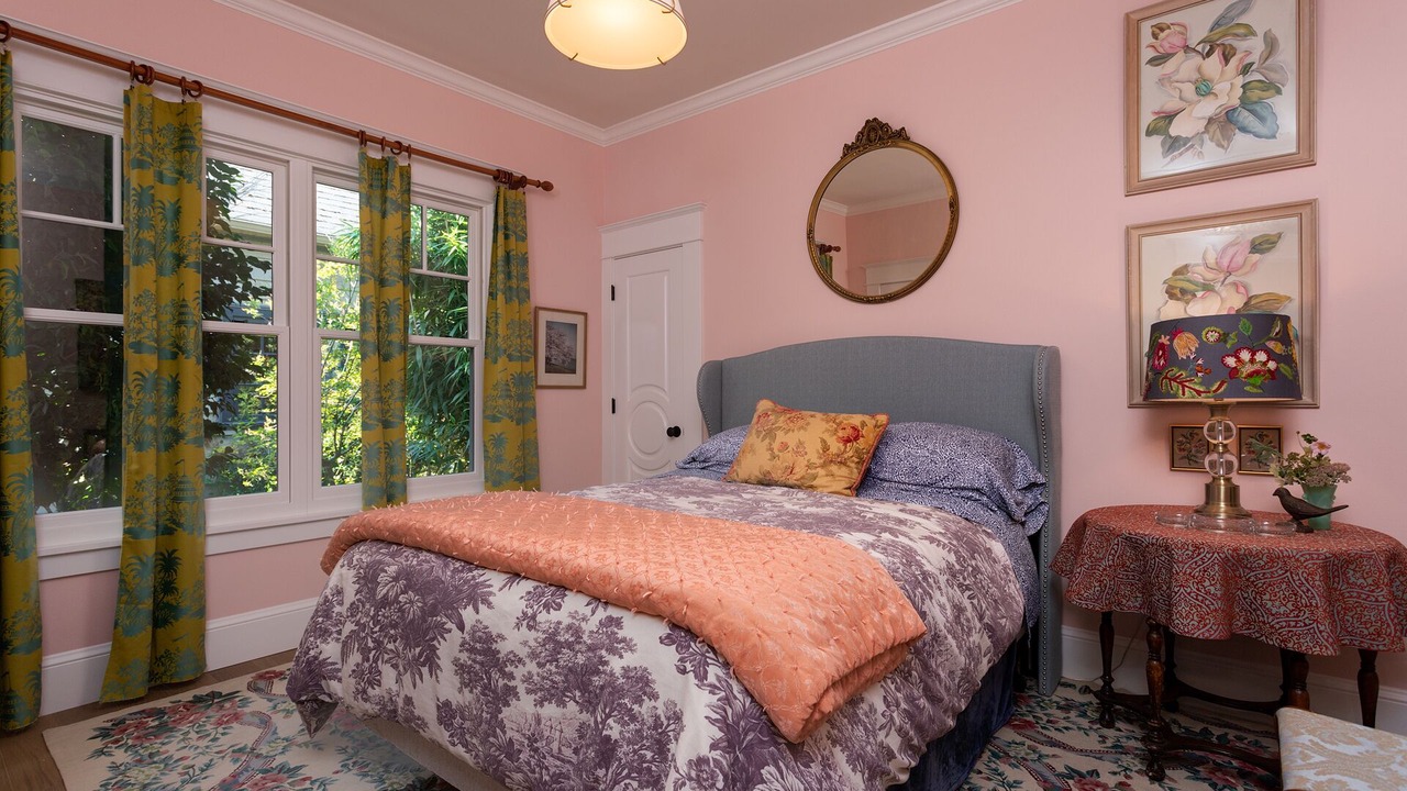 Photo of Bedroom in Sunnyside