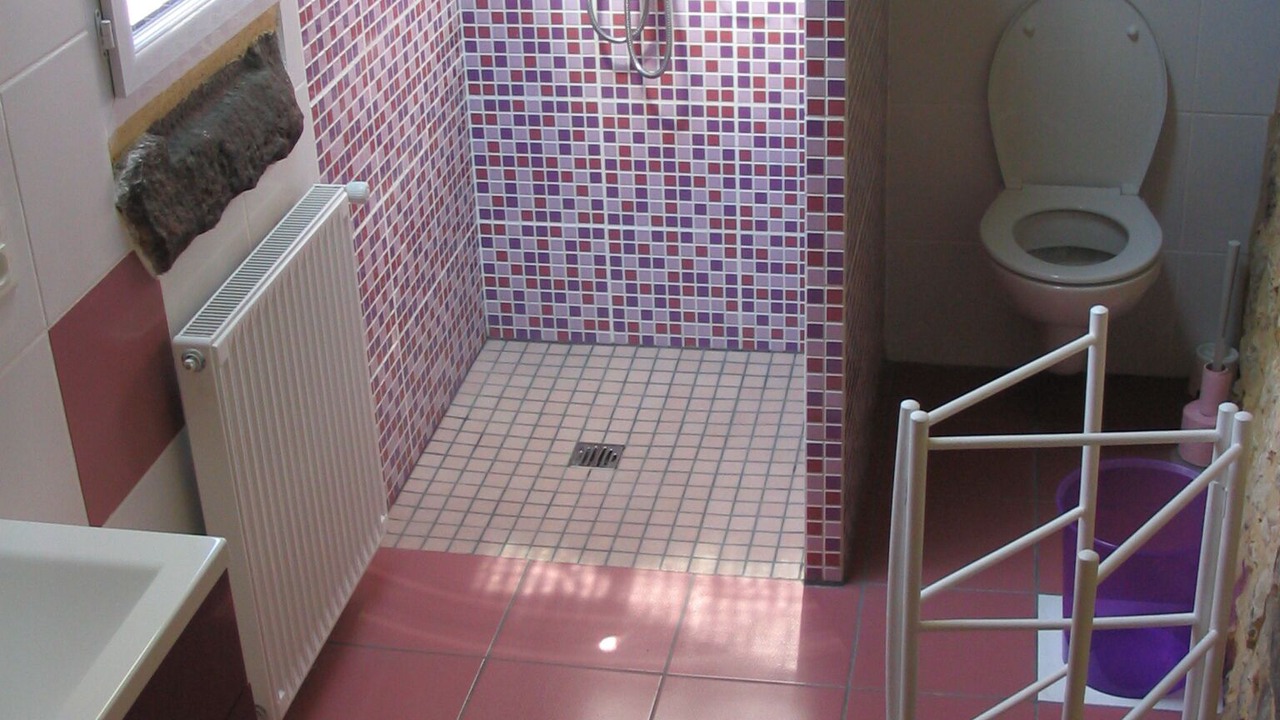 Photo of Bathroom in Grives
