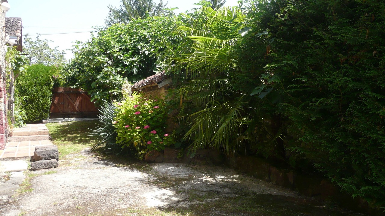 Photo of Outdoor in Grives
