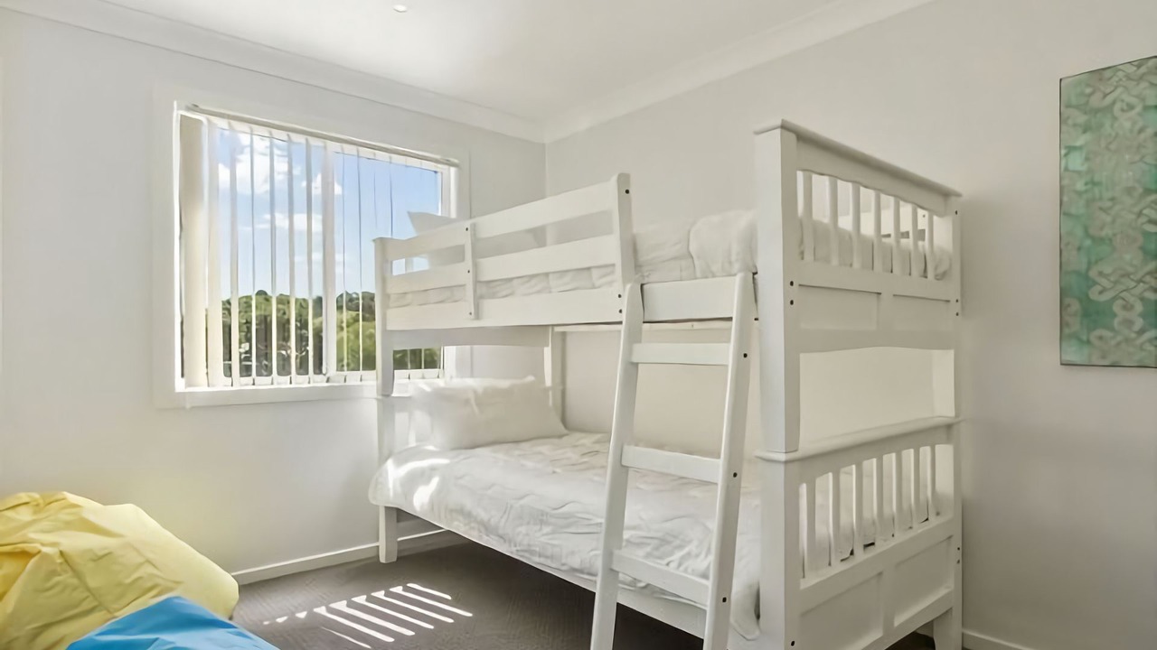 Photo of Bedroom in Maloneys Beach