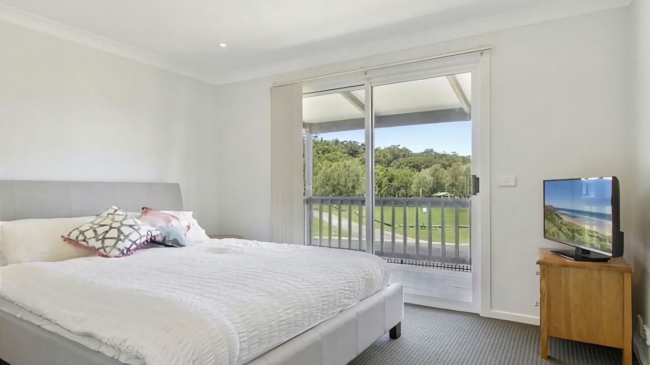 Photo of Bedroom in Maloneys Beach