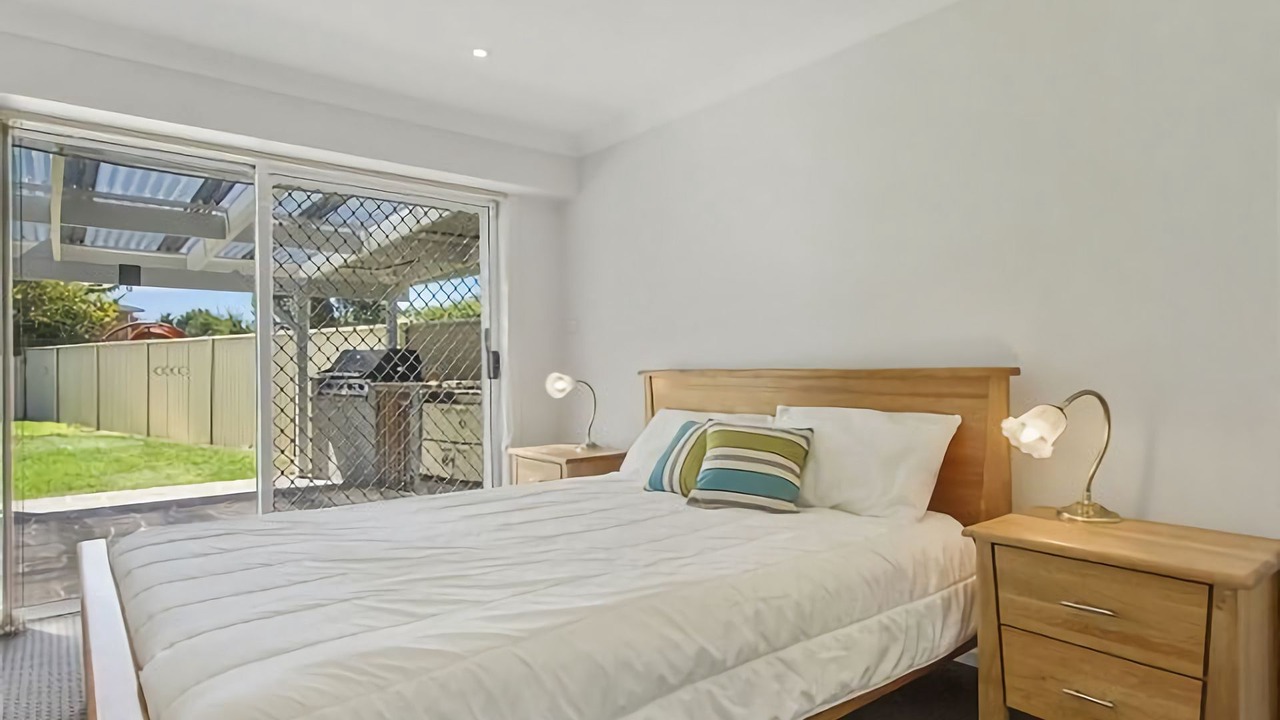 Photo of Bedroom in Maloneys Beach