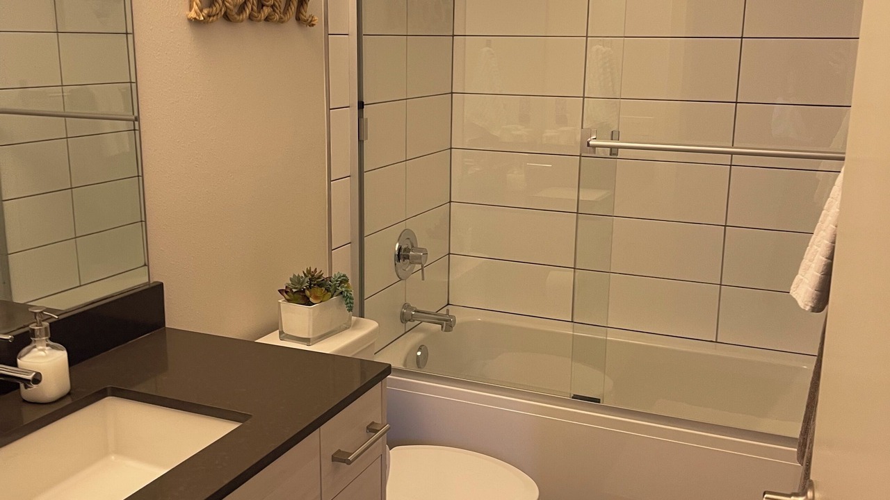 Photo of Bathroom in North Admiral