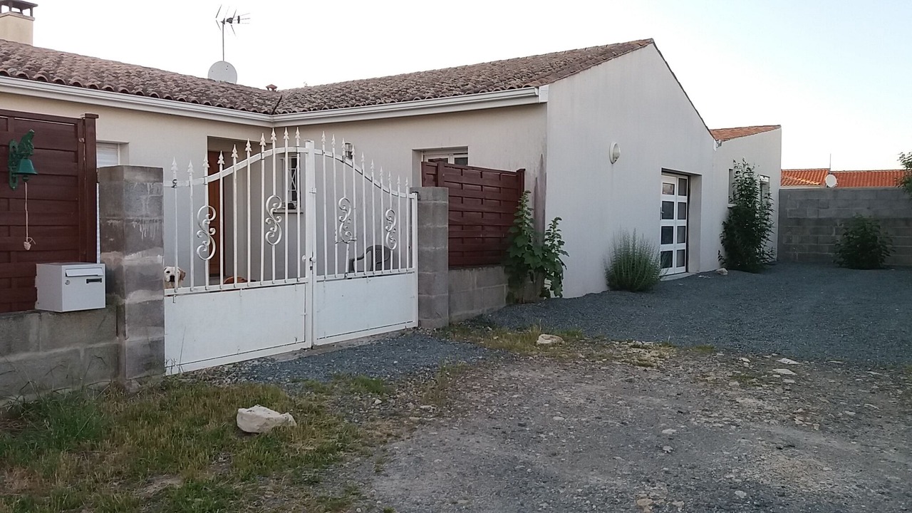 Photo of Outdoor in Charron