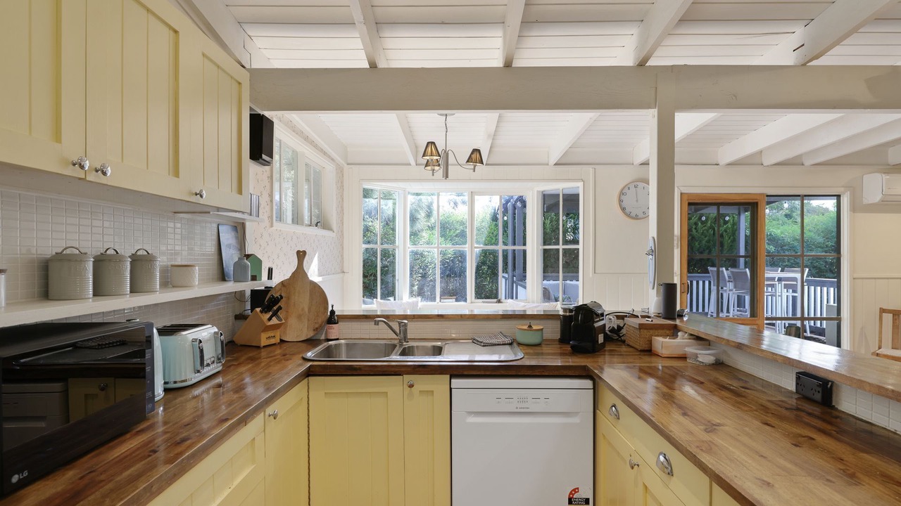 Photo of Kitchen in Cape Woolamai