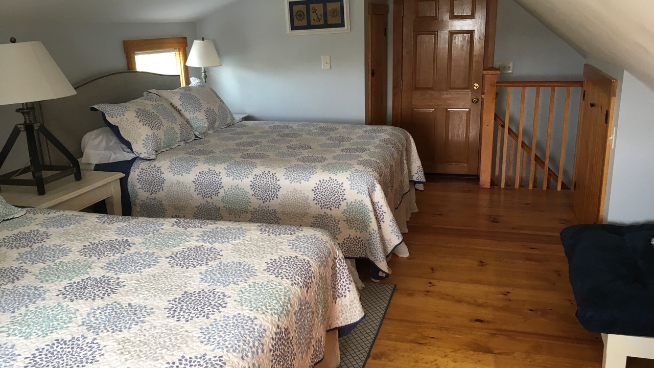 Photo of Bedroom in West of Town