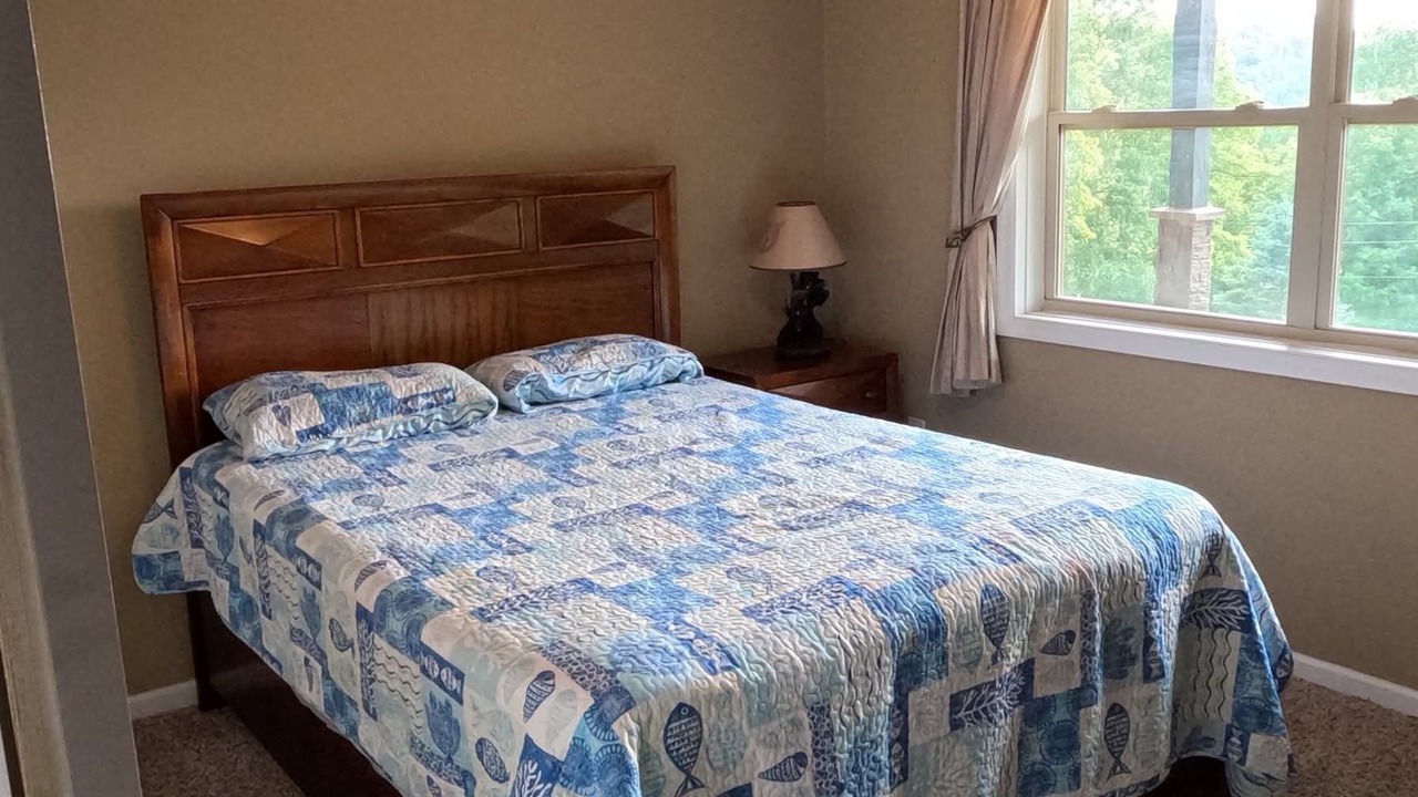 Photo of Bedroom in La Follette