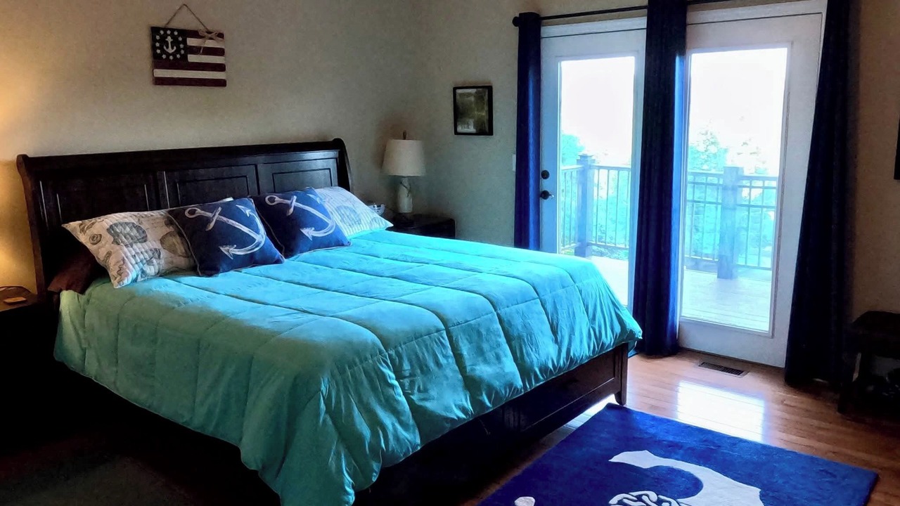 Photo of Bedroom in La Follette