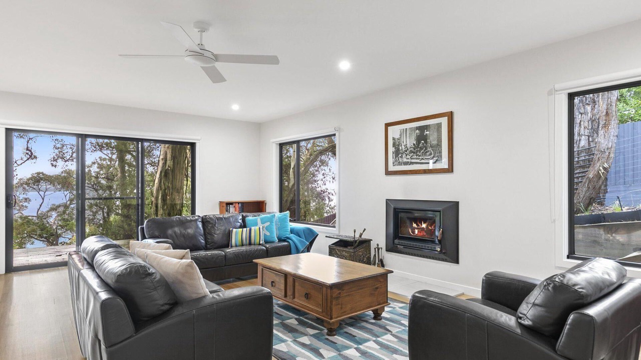 Photo of Livingroom in Lorne