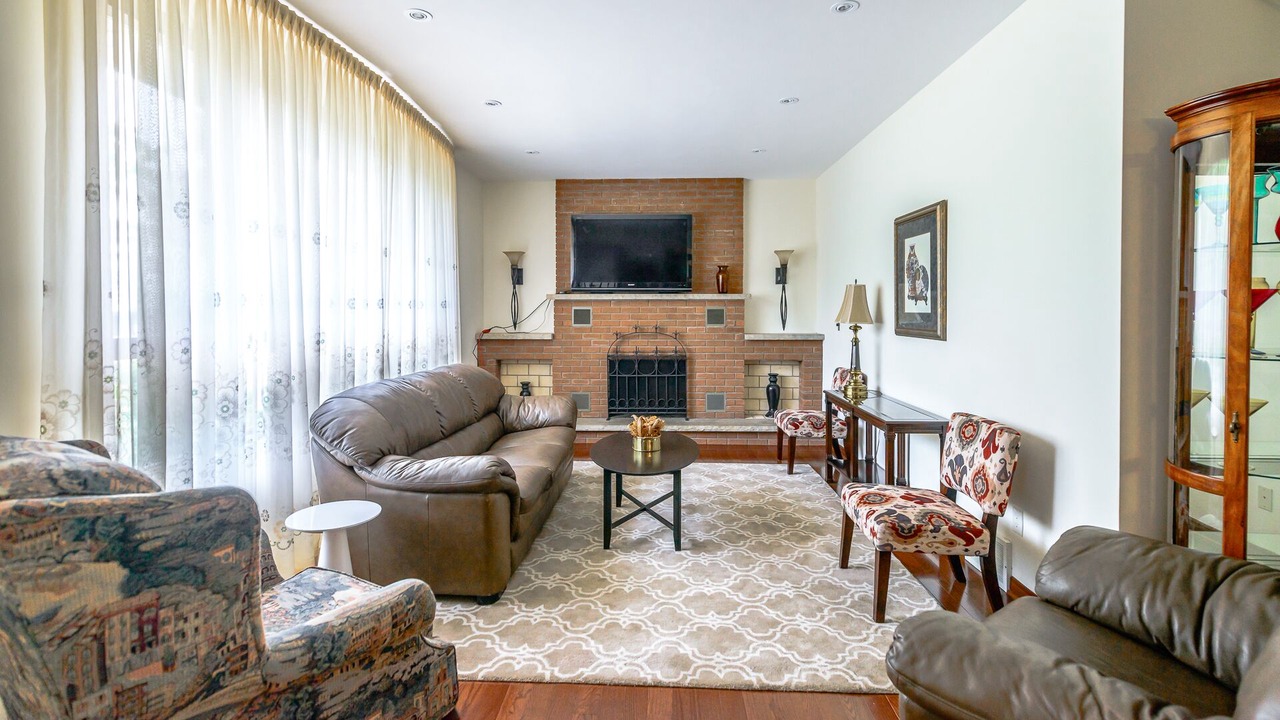 Photo of Livingroom in Niagara Falls