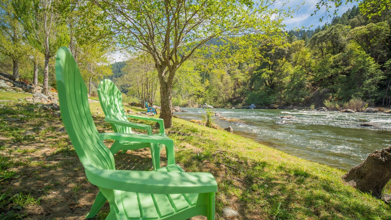 Photo of Others in Big Bar