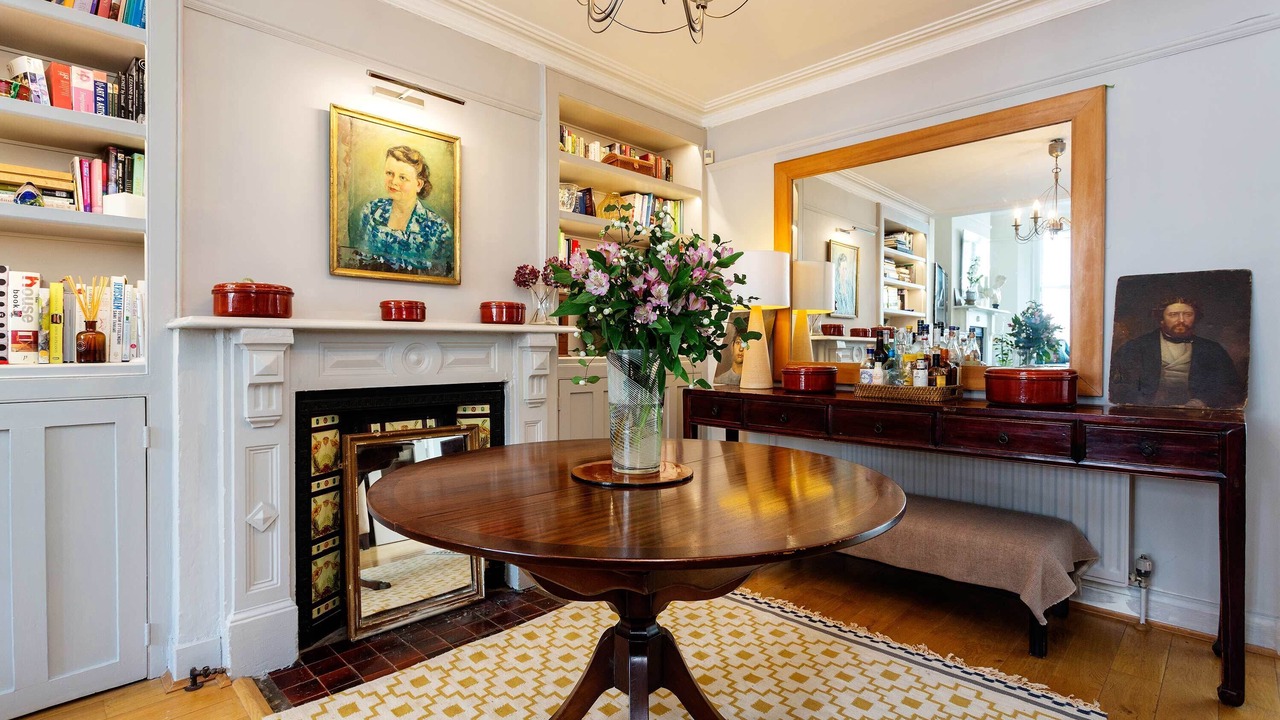 Photo of Others in Nightingale