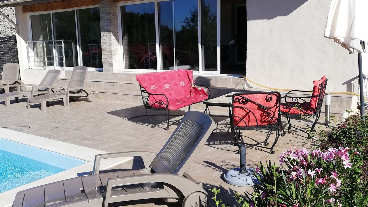Photo of Patio Balcony in Villeneuve-sur-Vere