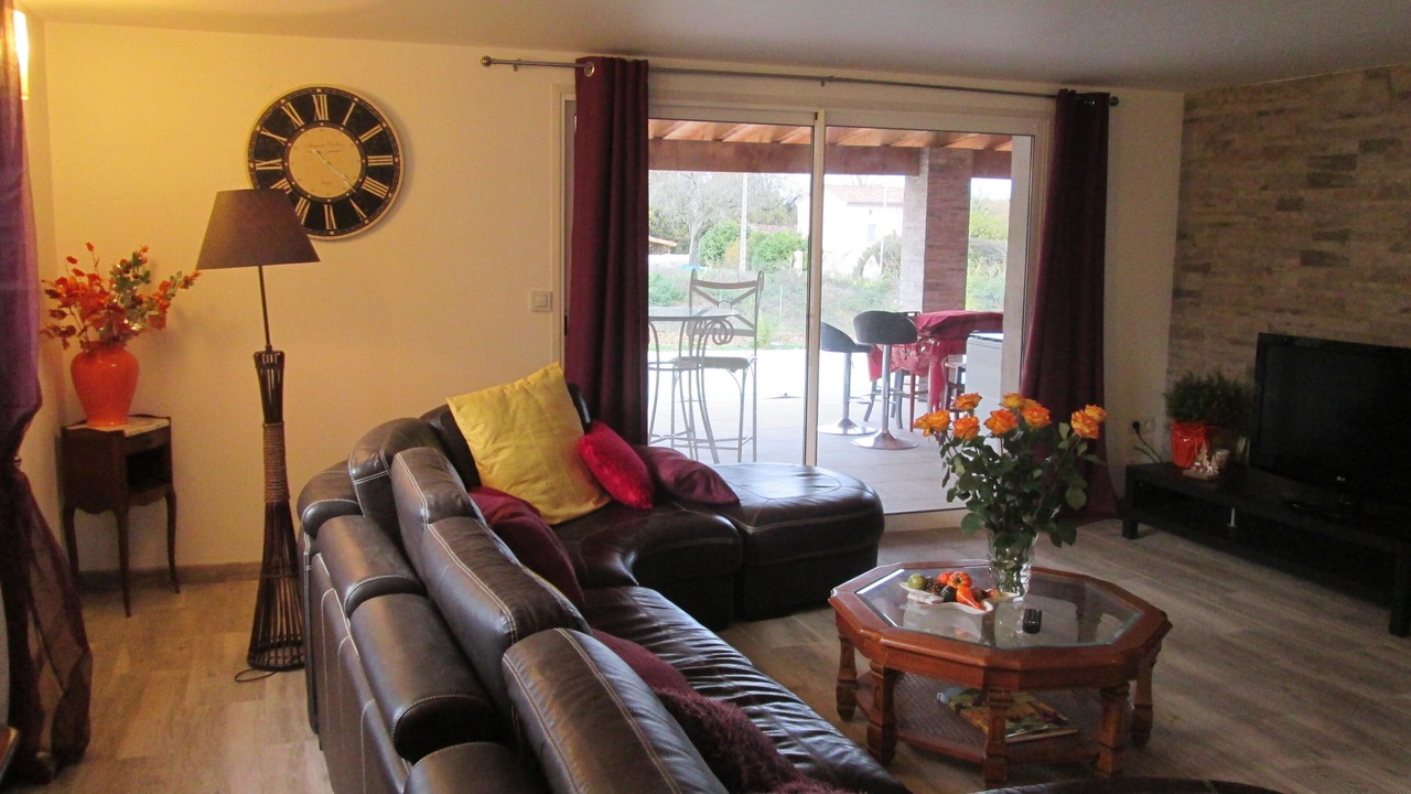 Photo of Livingroom in Villeneuve-sur-Vere