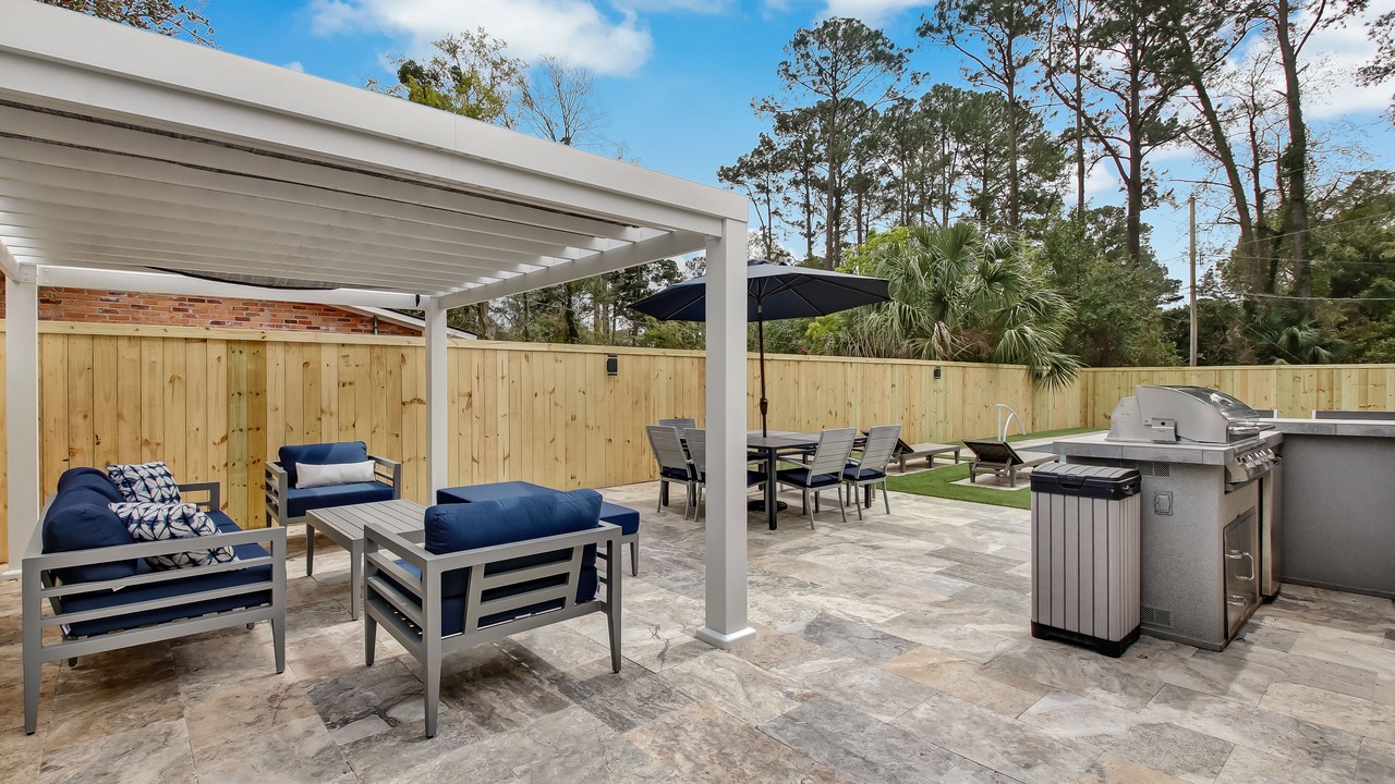 Photo of Others in Savannah