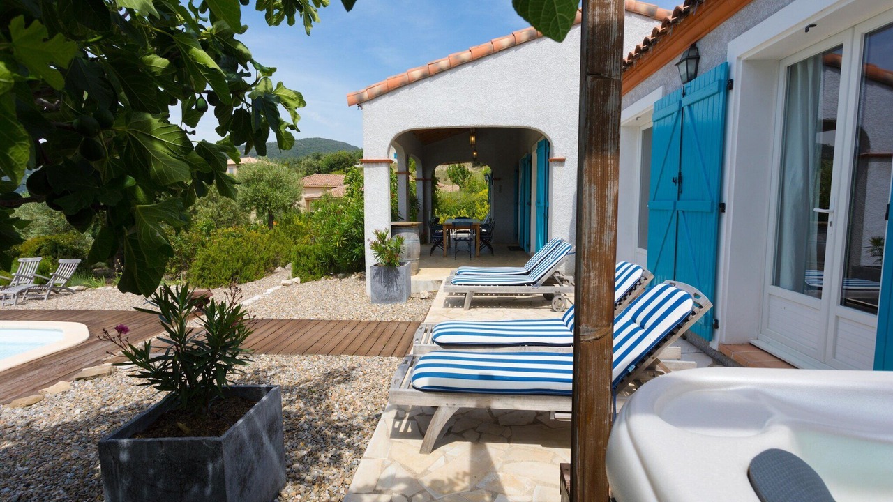 Photo of Patio Balcony in Felines-Minervois