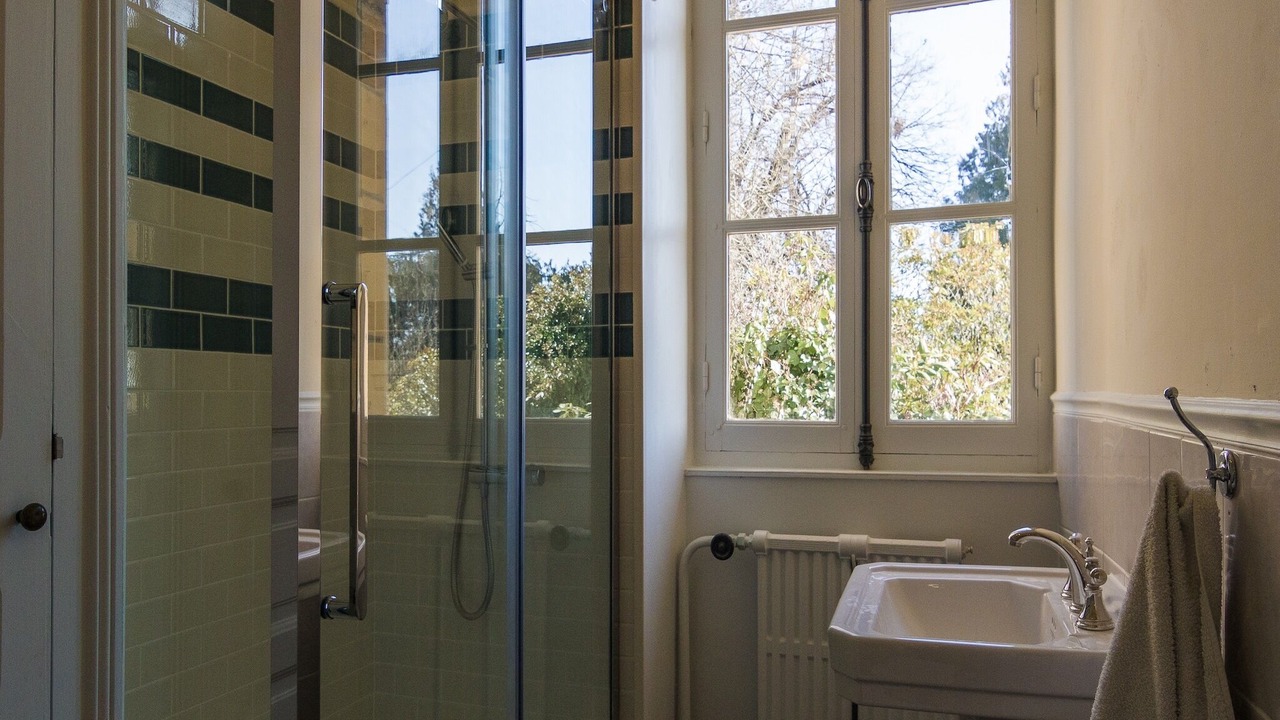 Photo of Bathroom in Savignac-Ledrier