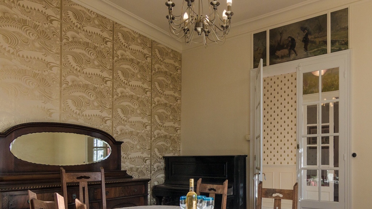 Photo of Livingroom in Savignac-Ledrier