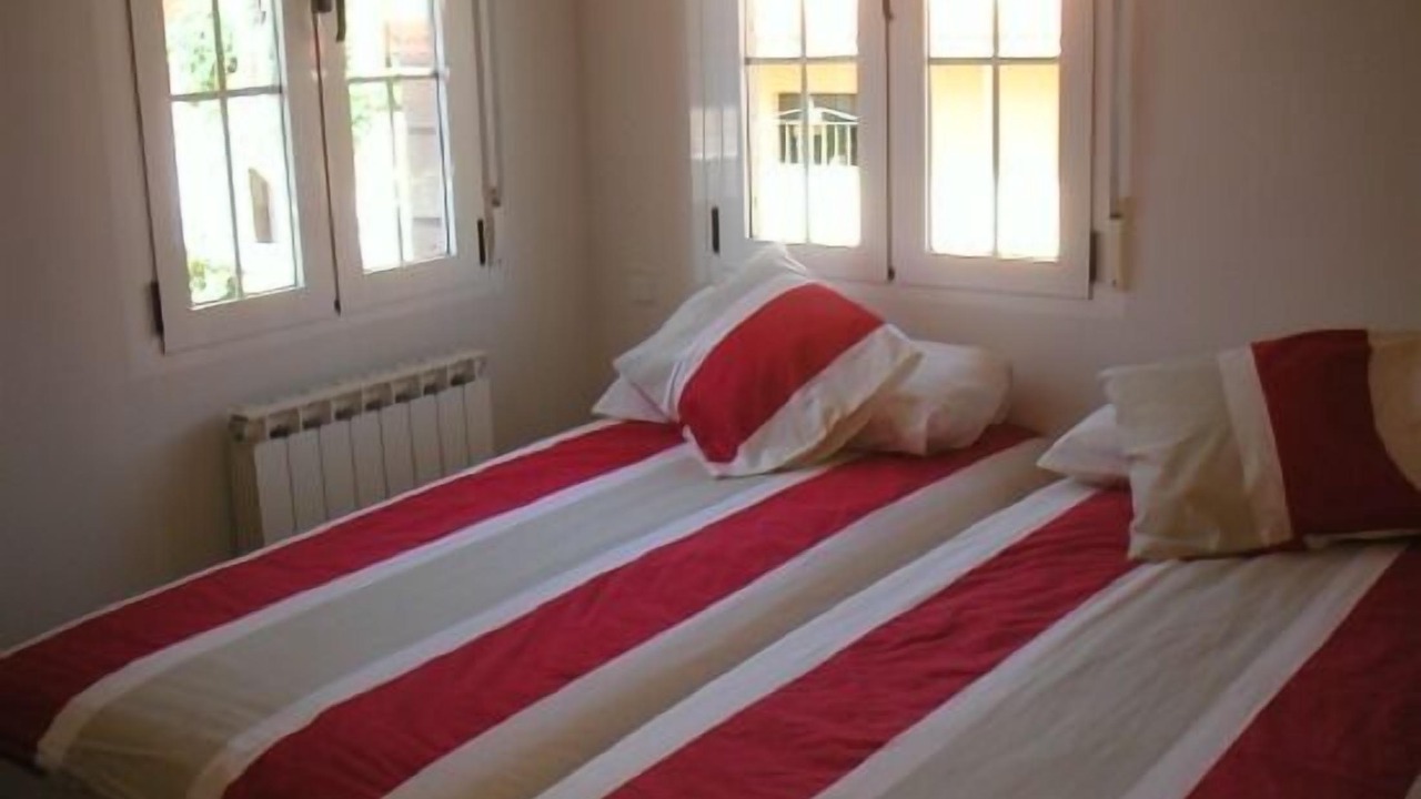 Photo of Bedroom in Mombeltran