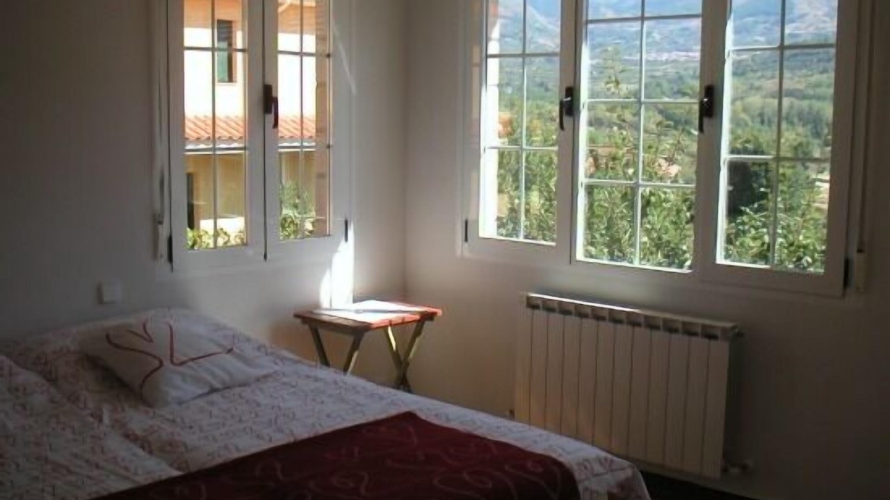 Photo of Bedroom in Mombeltran