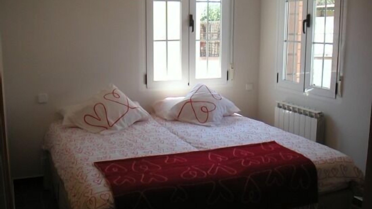 Photo of Bedroom in Mombeltran