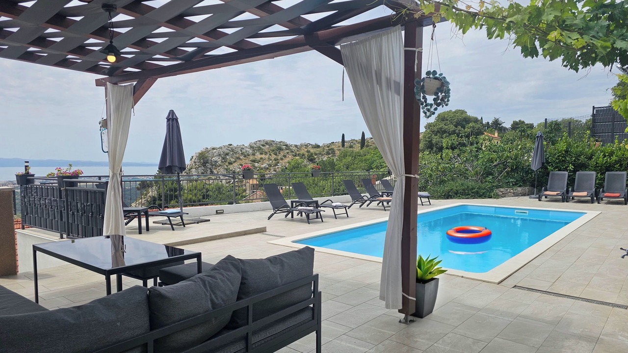 Photo of Outdoor in Klis
