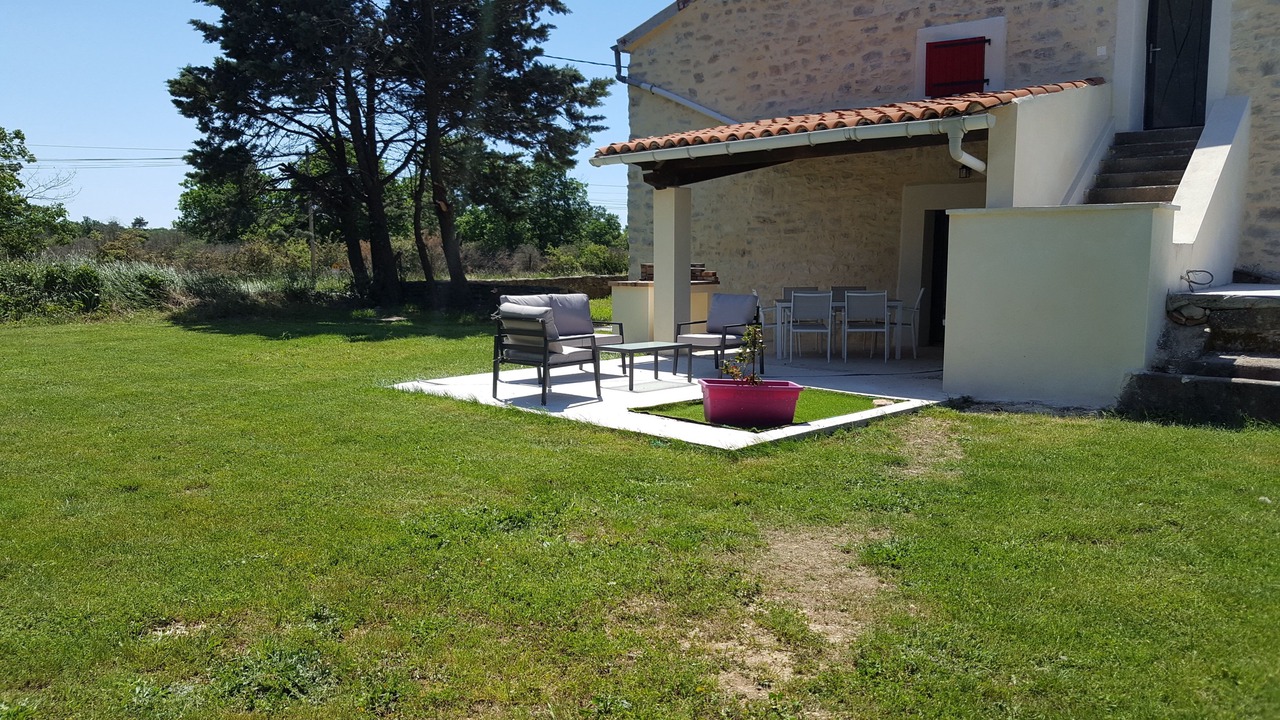Photo of Patio Balcony in Gras