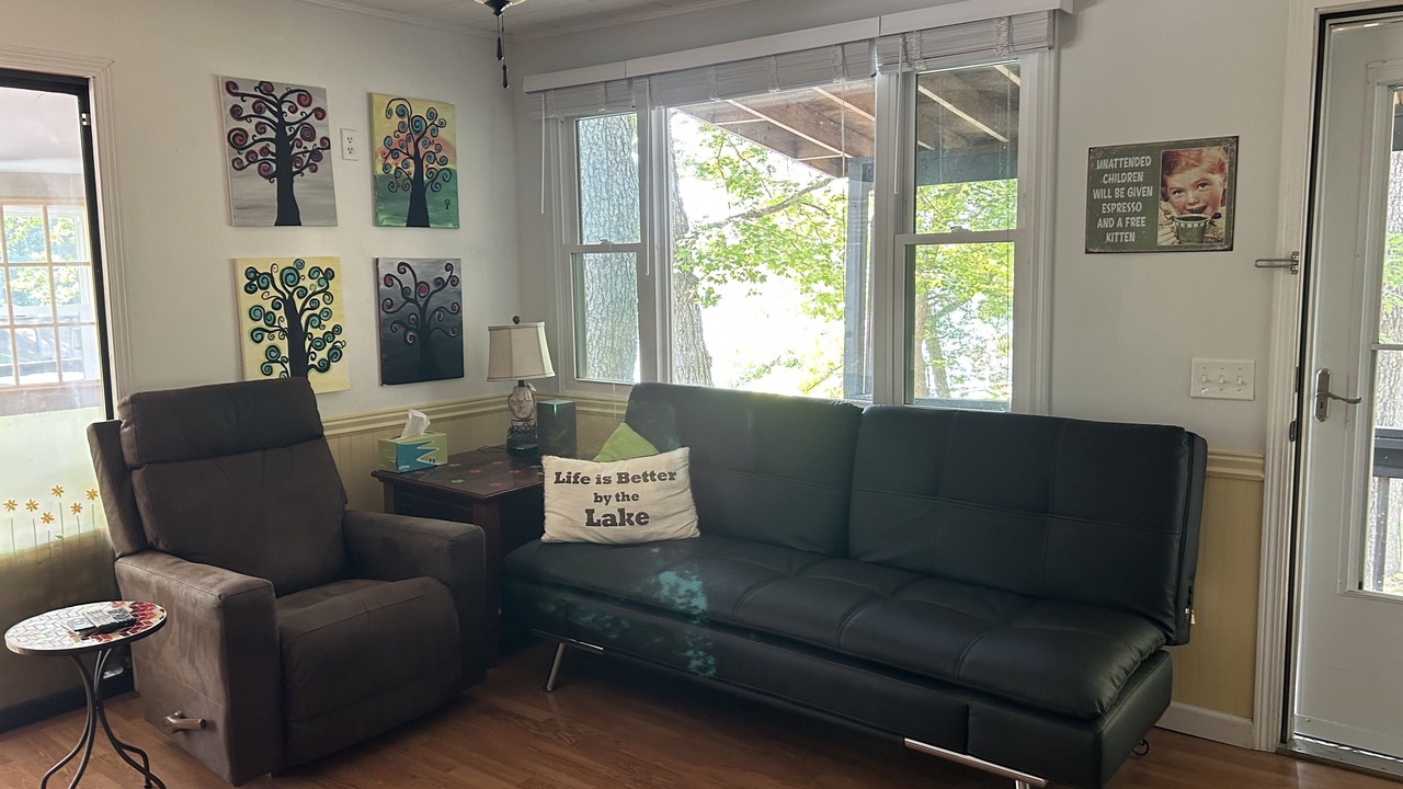 Photo of Livingroom in Climax Springs