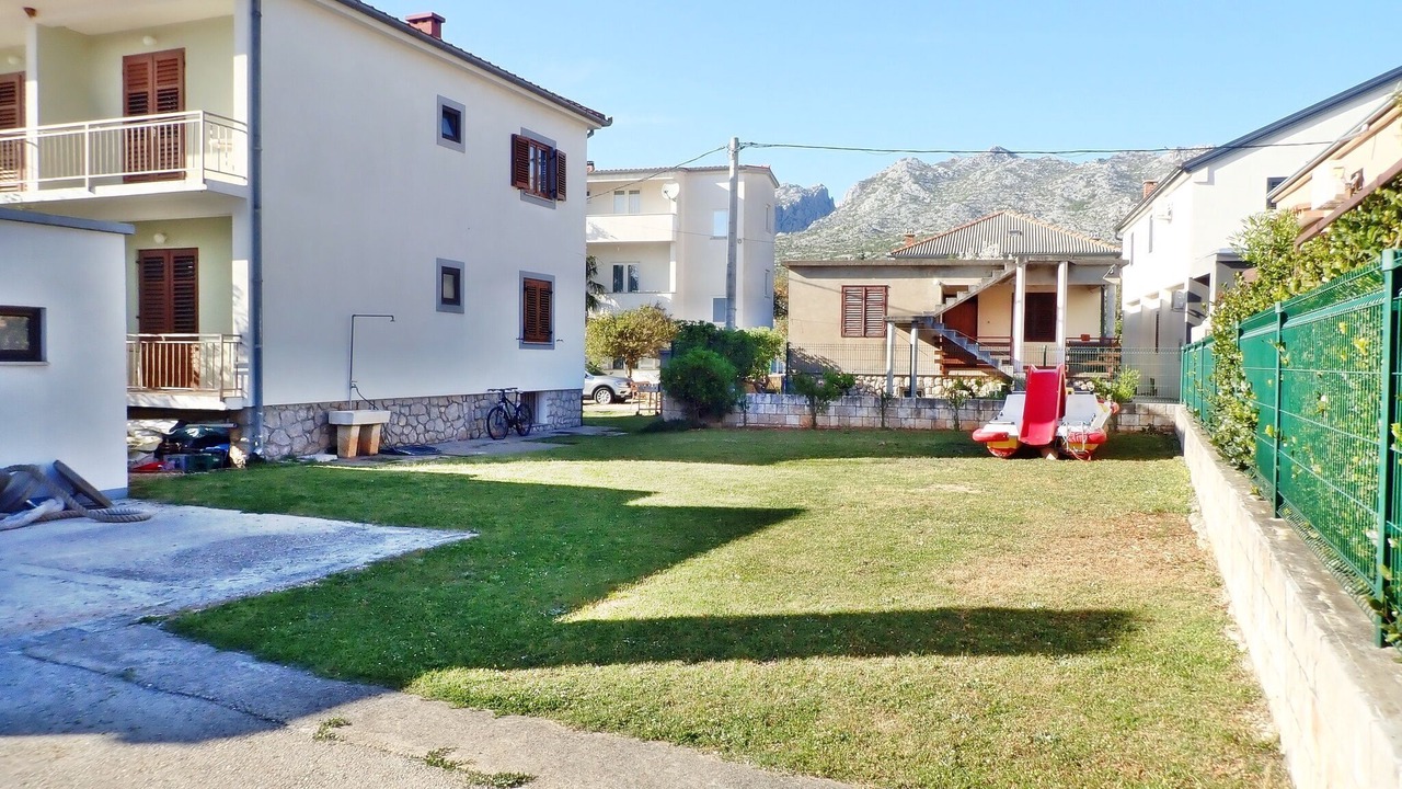 Photo of Outdoor in Seline