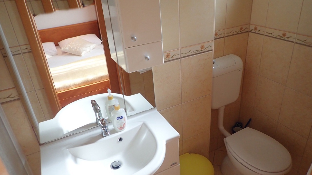 Photo of Bathroom in Seline