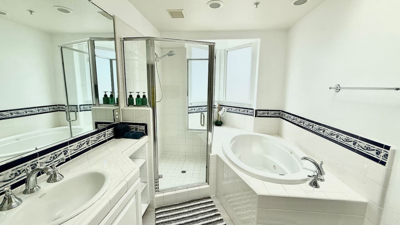 Photo of Bathroom in South Oceanside