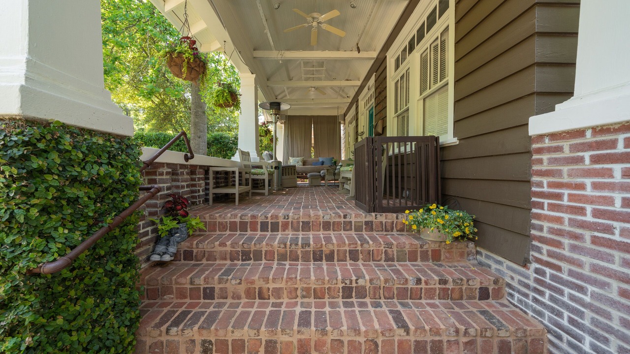 Photo of Others in Virginia Highland