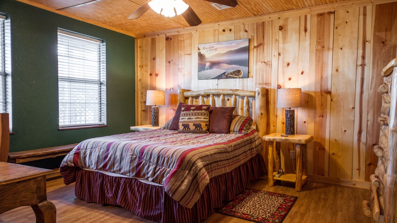 Photo of Bedroom in Shawnee