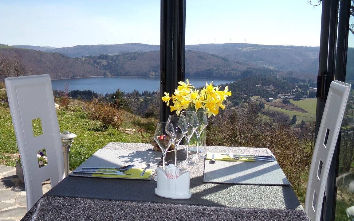 Photo of Outdoor in Le Lac-d'Issarles