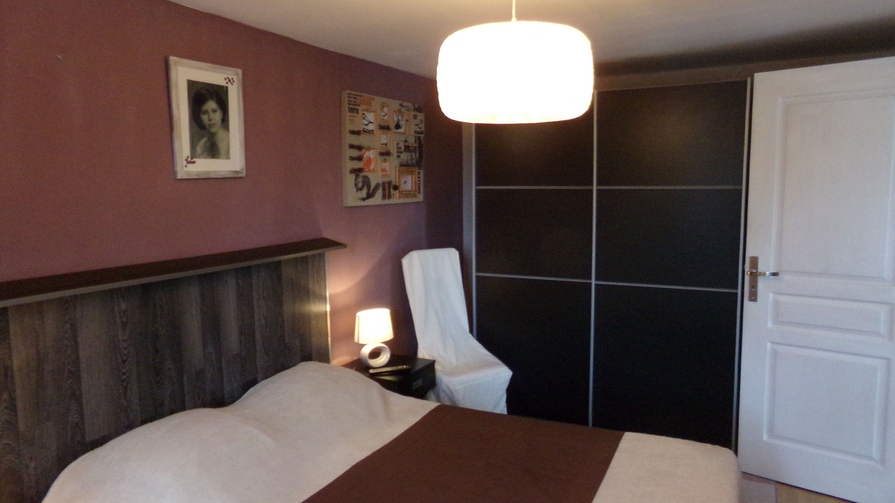 Photo of Bedroom in Le Lac-d'Issarles
