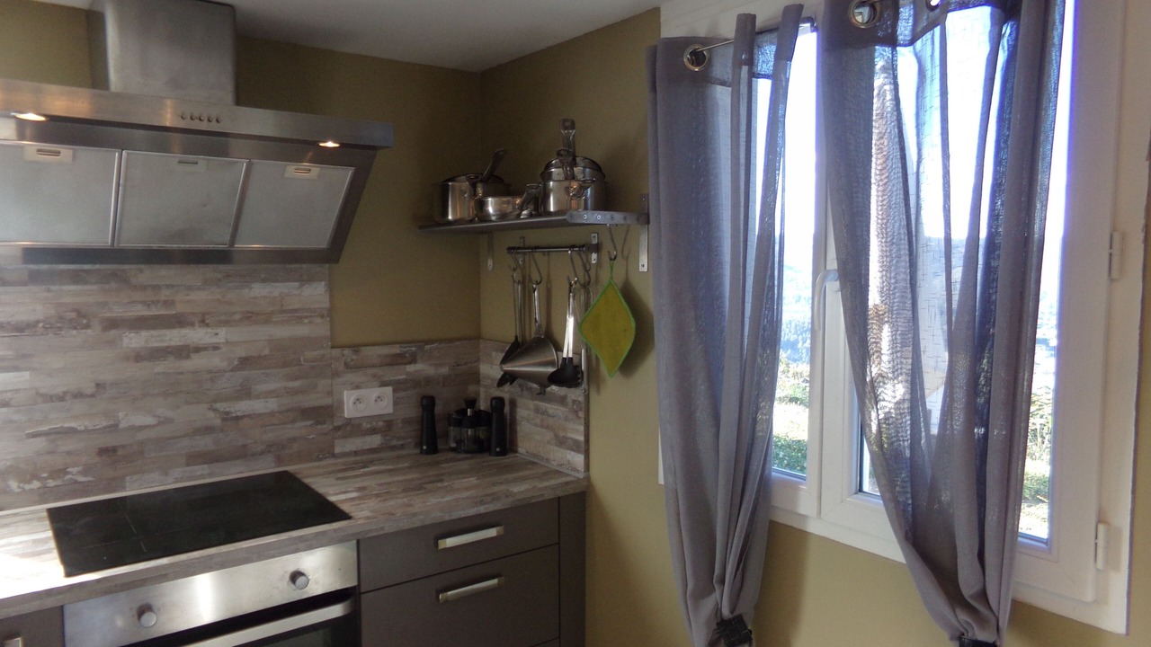 Photo of Kitchen in Le Lac-d'Issarles
