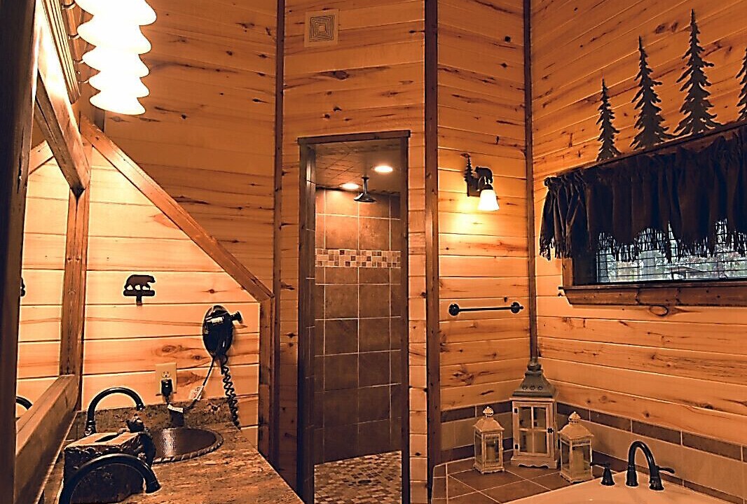 Photo of Bathroom in Broken Bow