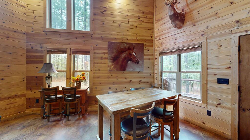 Photo of Bedroom in Broken Bow