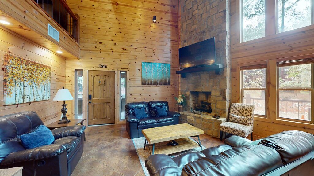Photo of Bedroom in Broken Bow