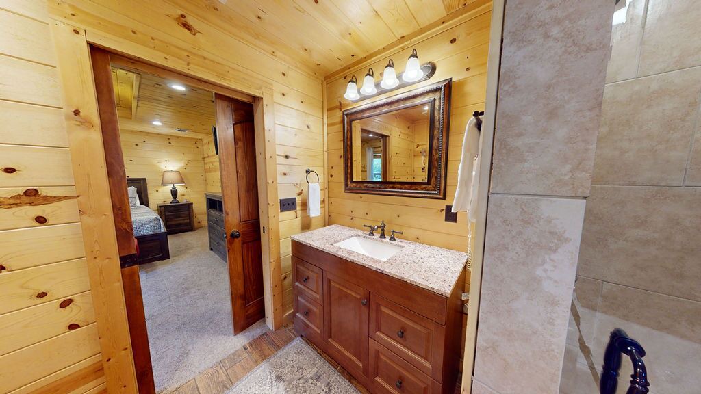 Photo of Bathroom in Broken Bow