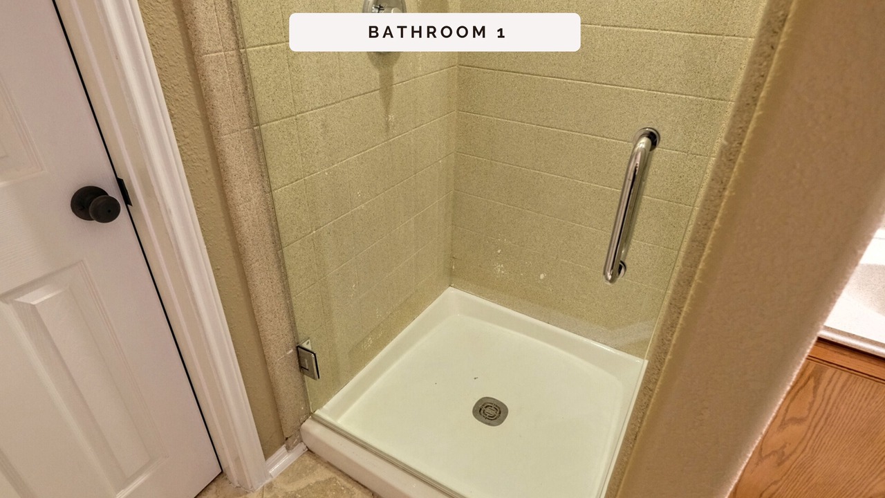 Photo of Bathroom in Clodine