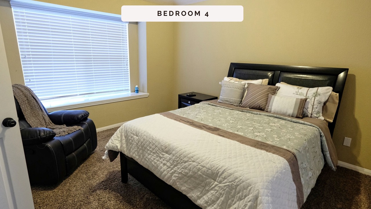 Photo of Bedroom in Clodine