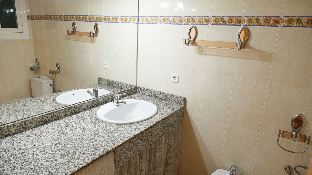 Photo of Bathroom in Salou City Centre