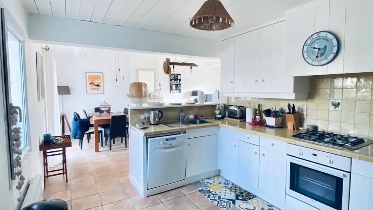 Photo of Kitchen in Saint-Clement-des-Baleines