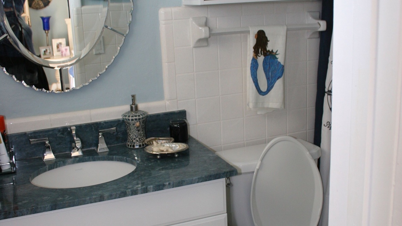 Photo of Bathroom in Anglers Park